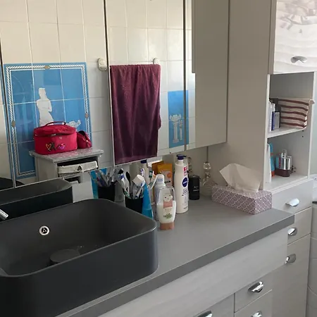 Le Chantilly Apartment *
